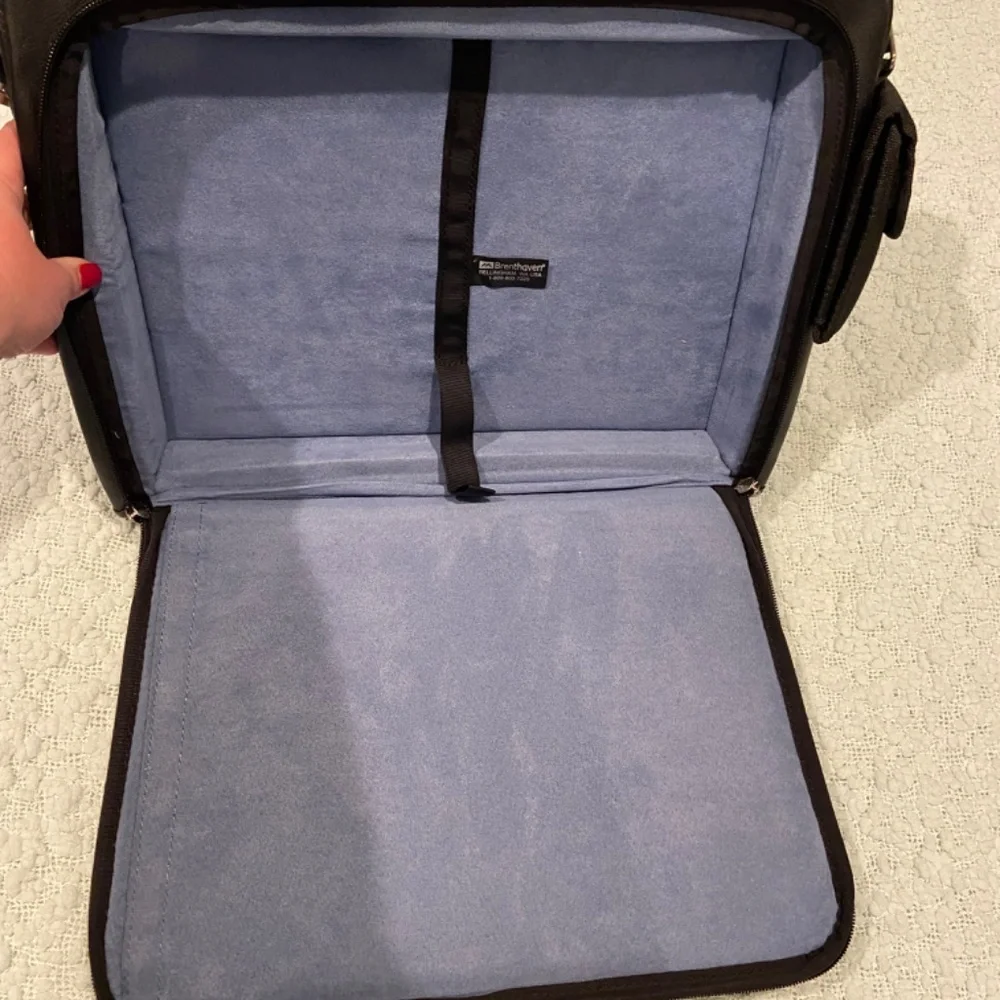 Brenthaven Black Laptop Case – Great Condition